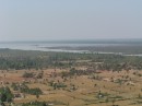 cambodia 168 * Eastern Baray (das Riesen Wasserreservoir, das heut noch benutzt wird... 2,5x8 km - von Menschen vor ber 1000 Jahren angelegt!!) Es gab 2 davon, um die ganzen Menschen, die zu der Zeit da gewohnt haben, zu versorgen. Das andere is aber inzwischen trocken. * 2048 x 1536 * (1.48MB)